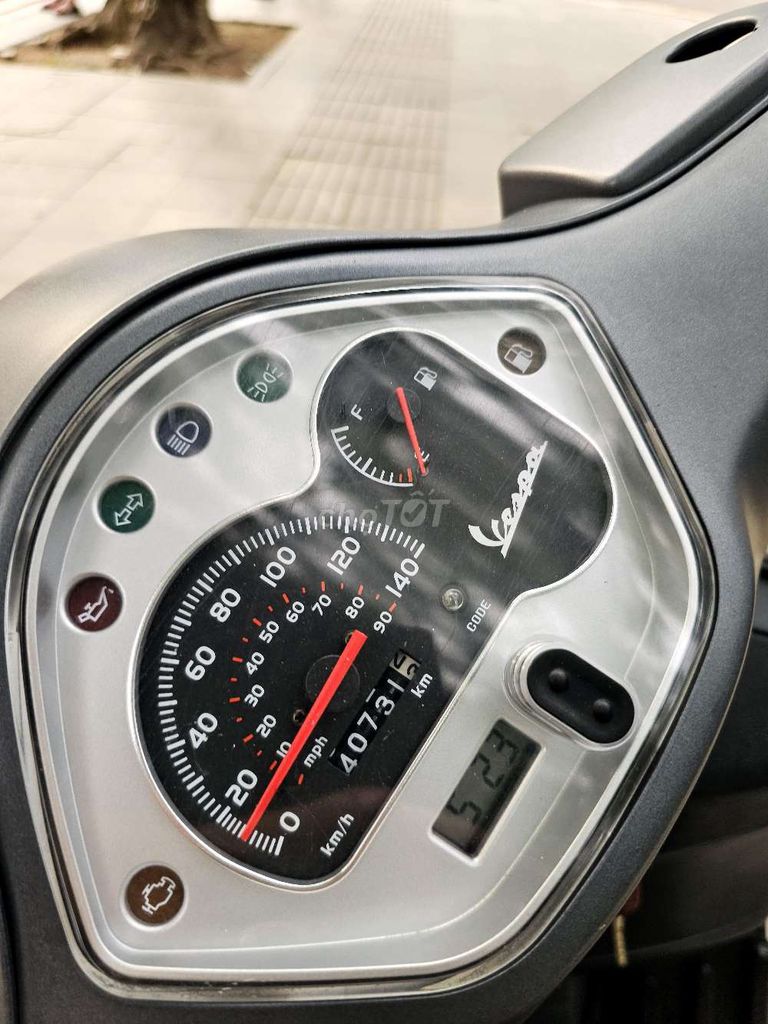 GTS 125 3vie 2014 gin. Mua bán Xe máy tại Quận Ba Đình Hà Nội được đăng bởi Bách hình 12