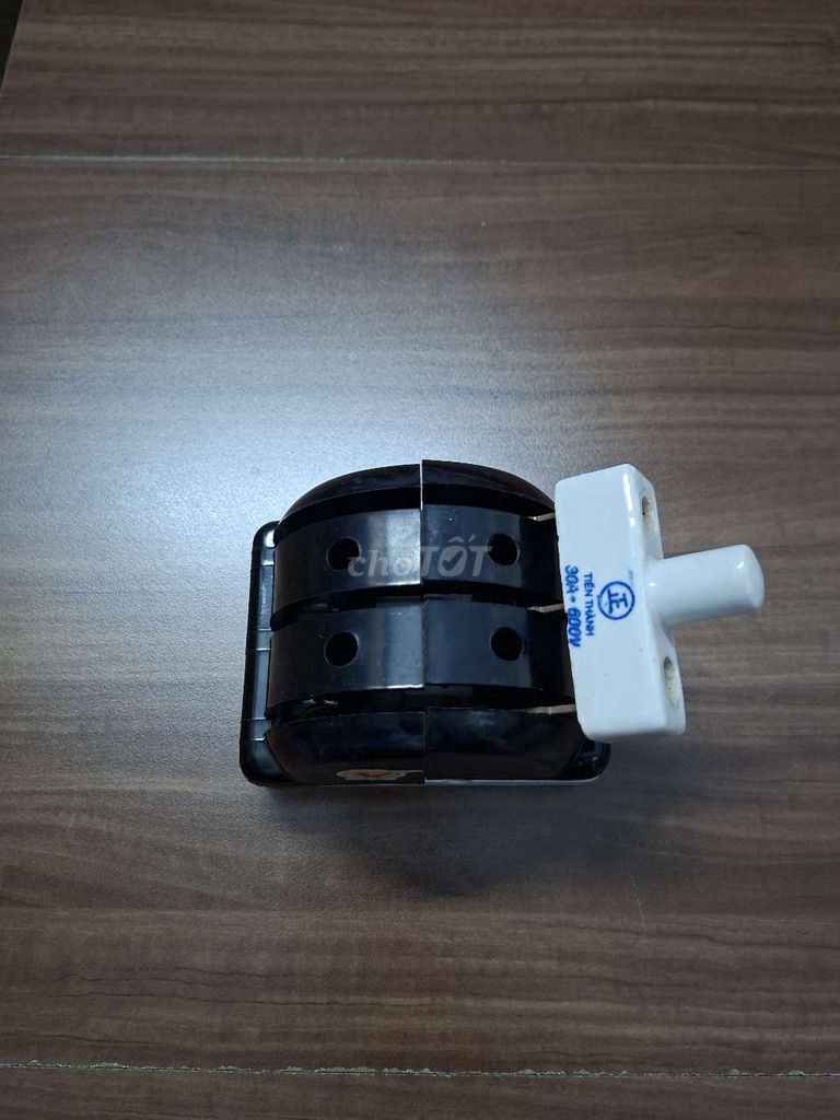 Cầu dao điện Tiến Thành 30A. Mua bán Nội thất, đồ gia dụng khác tại Quận 11 Tp Hồ Chí Minh được đăng bởi A duc hình 1