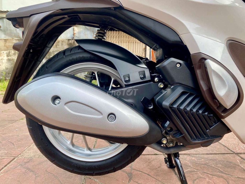 SH MODE Phanh ABS 2021 Trắng Kem chạy 8.000km. Mua bán Xe máy tại Quận Ninh Kiều Cần Thơ được đăng bởi Xe Máy TÂN LIÊN HƯNG 1 91B hình 19