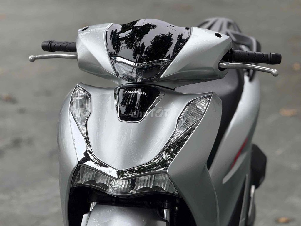 SH 150i ĐK CUỐI 2021 Mix BẠC POSCHE. Mua bán Xe máy tại Thành phố Thủ Đức Tp Hồ Chí Minh được đăng bởi Vũ Vũ hình 12