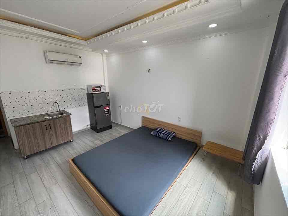 Реальная цена‼️Просторная комната🏡Большое окно 📍Бать Данг_Ханг Зань