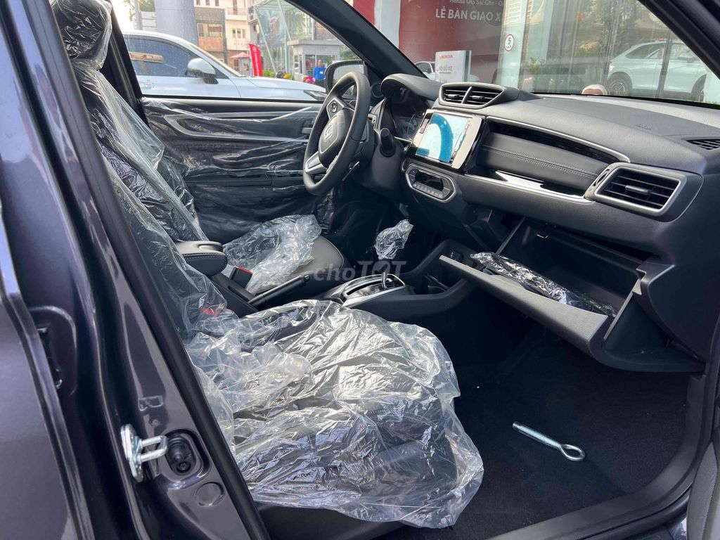 Honda BRV L Xám, 1 xe giao ngay, cho vay 85% giá. Mua bán Ô tô tại Quận 7 Tp Hồ Chí Minh được đăng bởi Honda Ôtô Quận 7 hình 10