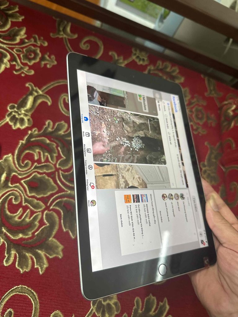 Apple iPad Bạc Đã sử dụng sim 5g. Mua bán Máy tính bảng tại Quận Hà Đông Hà Nội được đăng bởi A NAM NHÀ  PHỐ  hình 1