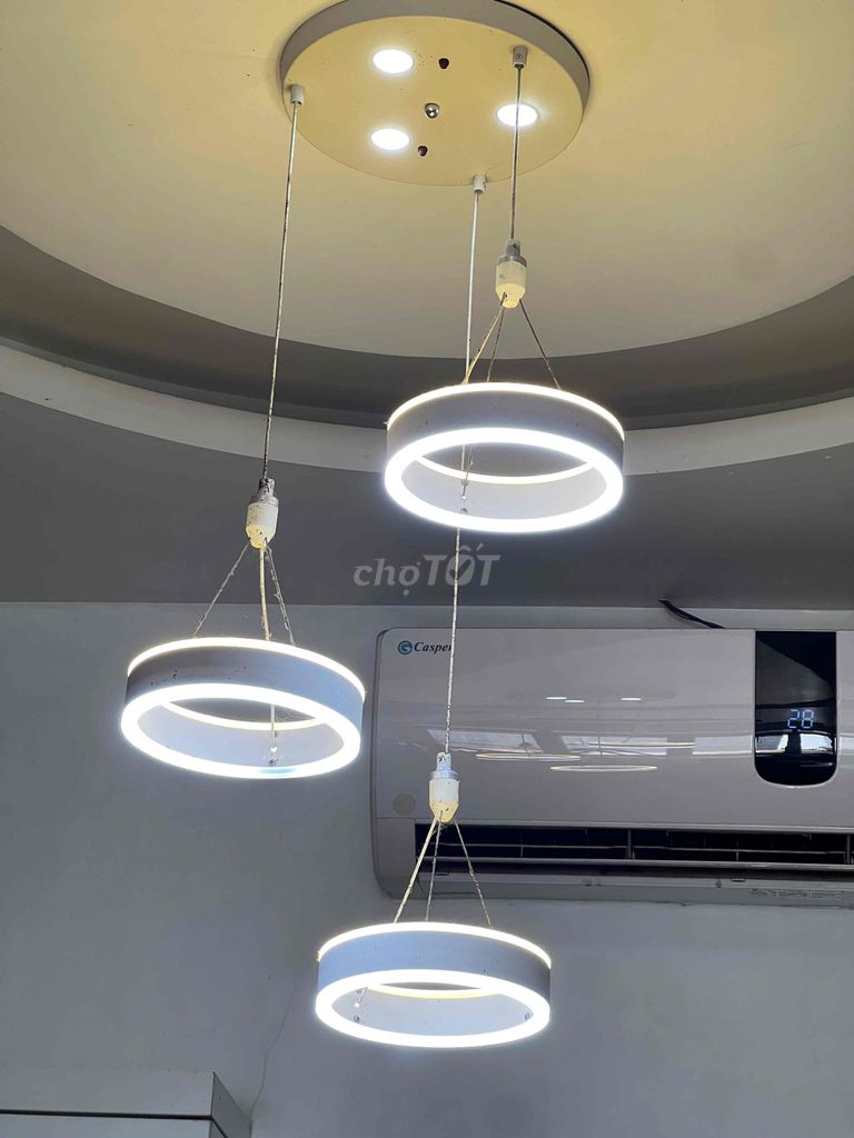 Đèn thả trần Kim loại Trắng Tròn. Mua bán Đèn tại Quận Long Biên Hà Nội được đăng bởi Kỳ Nhông hình 1
