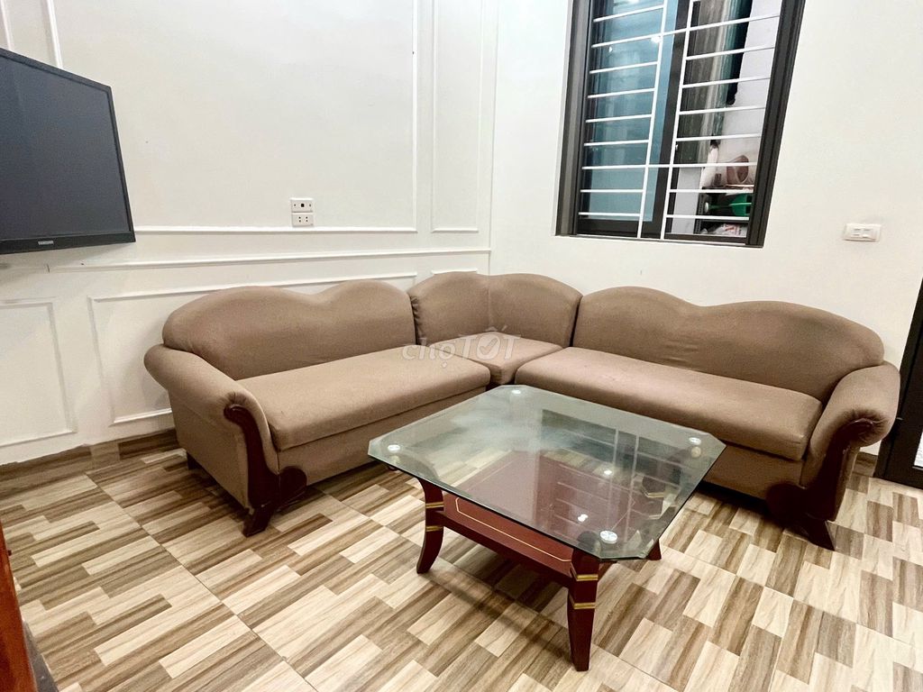 Sofa góc Gỗ Nỉ Kính Hiện đại. Mua bán Bàn ghế tại Huyện Thanh Oai Hà Nội được đăng bởi Đỗ Thị Ngọc Ánh hình 1