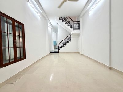 Townhouse 50 m² · 3 bed · Đường Nơ Trang Long