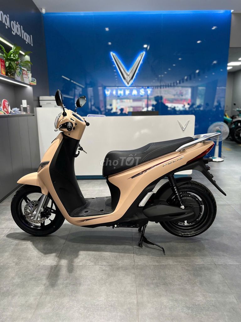 VINFAST FELIZ 2025 - FELIZ CHẠY 2 PIN_BẢN MỚI. Mua bán Xe máy tại Quận Tân Phú Tp Hồ Chí Minh được đăng bởi VinFast Official Store hình 4
