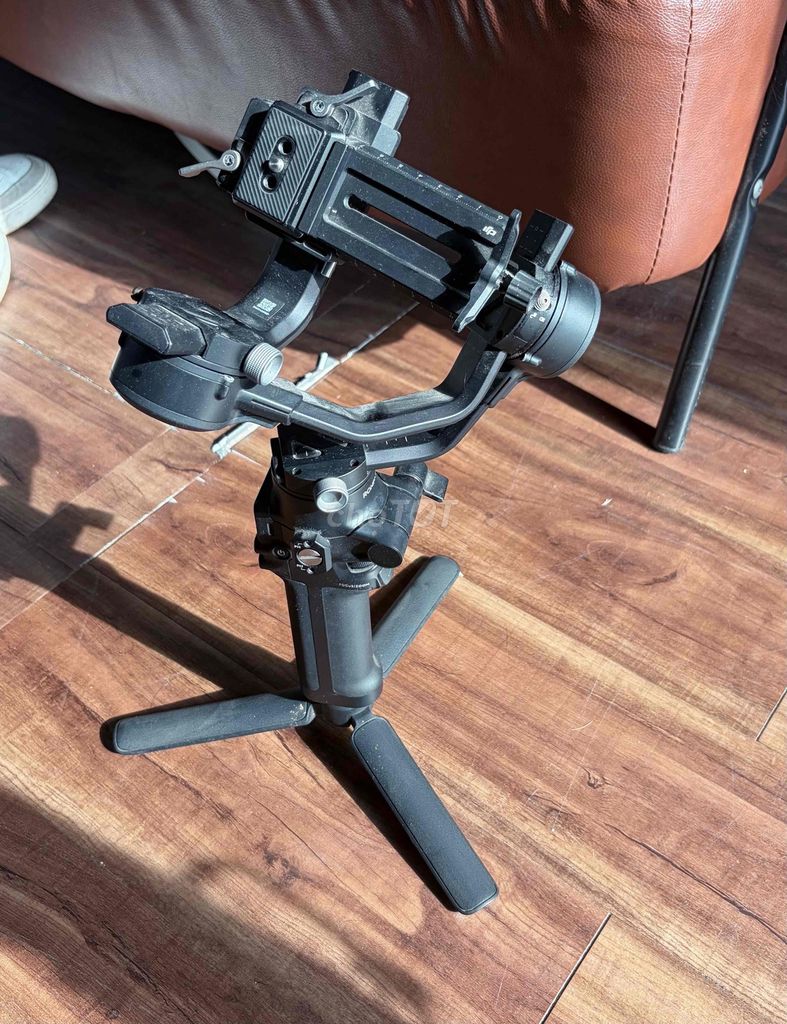 Gimbal DJI RSC2 Đen 3kg 98%. Mua bán Phụ kiện (Màn hình, Chuột...) tại Thành phố Bắc Ninh Bắc Ninh được đăng bởi Thành hình 1