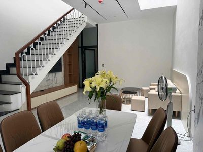 Rent · 4 bd · 100 м² · Quận Ngũ Hành Sơn, ул. Đường Chương Dương