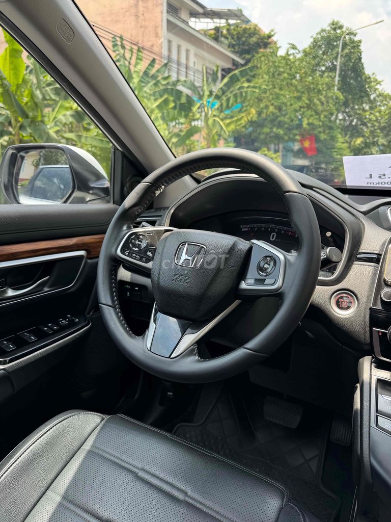 Honda CR V 2019 1.5L - 70000 km. Mua bán Ô tô tại Quận 12 Tp Hồ Chí Minh được đăng bởi Tài trần hình 11