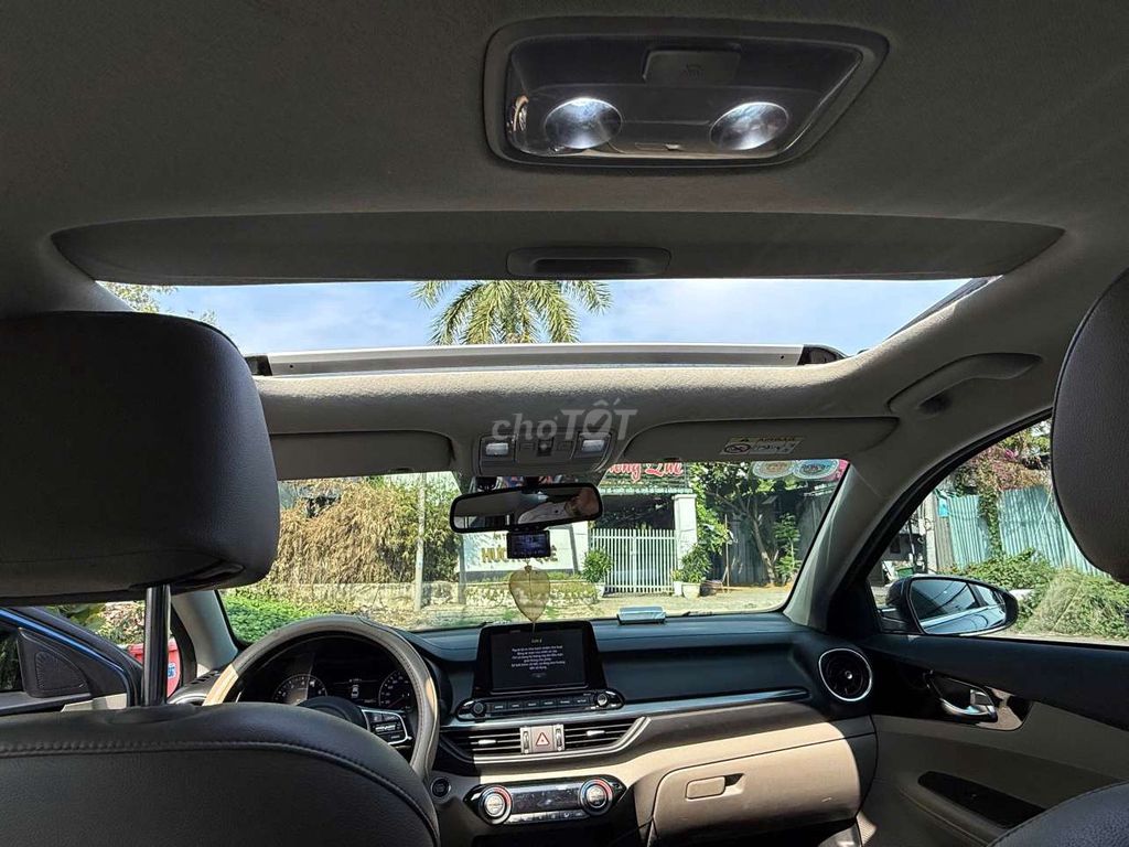 CERATO 1.6 AT LUXURY - 50.000KM. Mua bán Ô tô tại Huyện Nhà Bè Tp Hồ Chí Minh được đăng bởi Nguyễn Quốc Huy hình 5