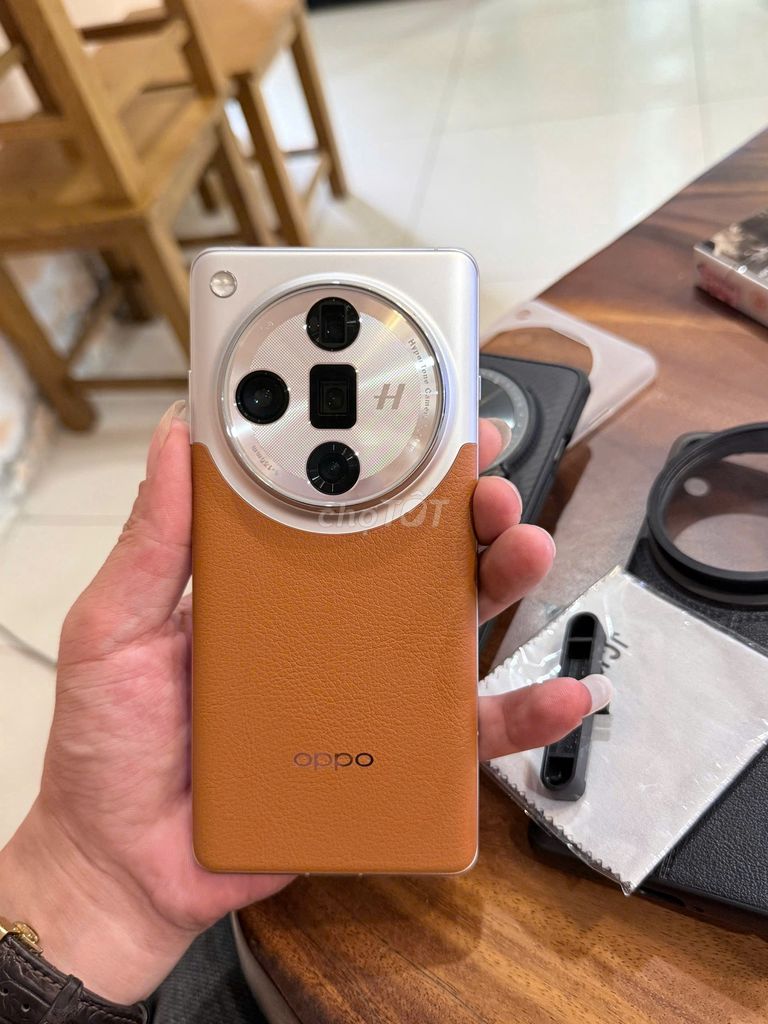 Oppo Find X7 Ultra Ram 16/512GB Cam 99% fullbox. Mua bán Điện thoại tại Quận Cầu Giấy Hà Nội được đăng bởi Trai Họ Phạm hình 1