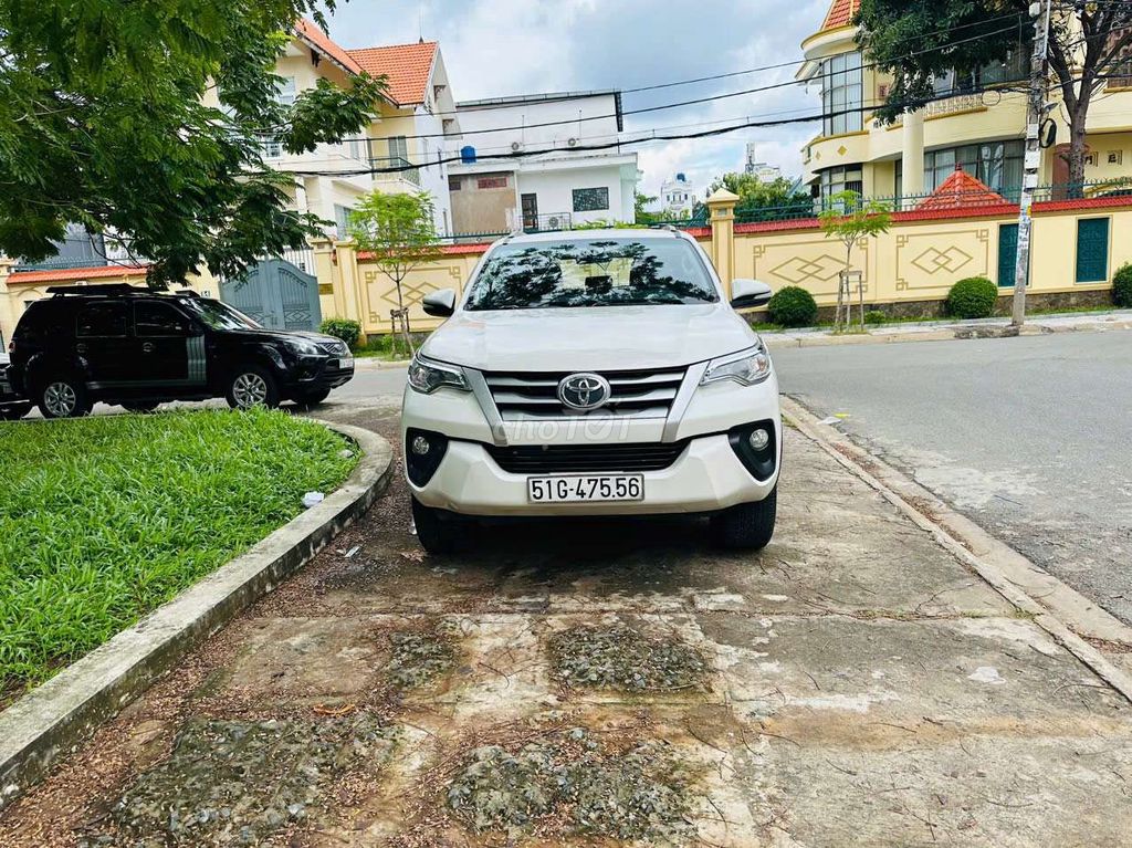 Toyota Fortuner 2017 2.4G 4x2 - 120000 km