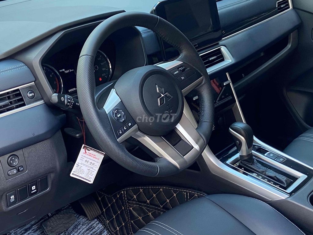 Mitsubishi Xpander Cross 2022 - 42600 km. Mua bán Ô tô tại Thành phố Thủ Đức Tp Hồ Chí Minh được đăng bởi Quang  hình 17