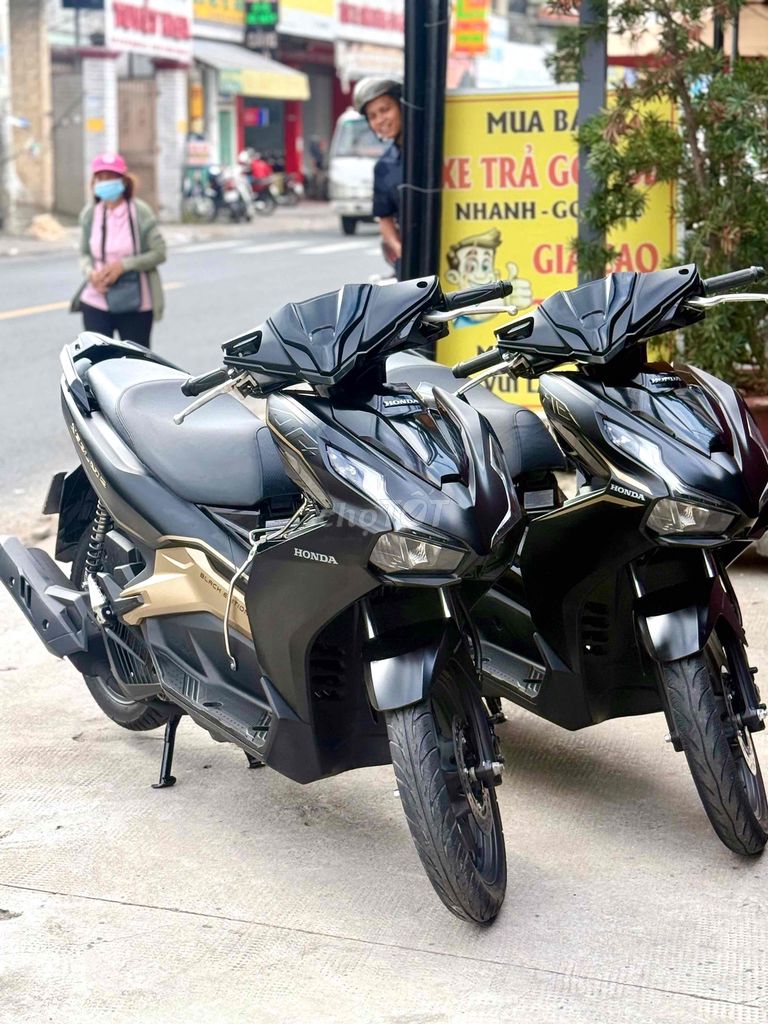 Honda Air Blade 125 Special Black 2022 1 хозяин