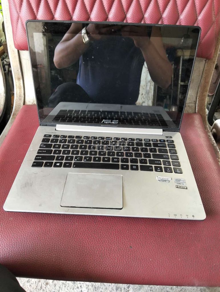 ASUS Zenbook Bạc Mỏng nhẹ. Mua bán Laptop tại Huyện Bình Chánh Tp Hồ Chí Minh được đăng bởi chuyên bán đồ  hình 1