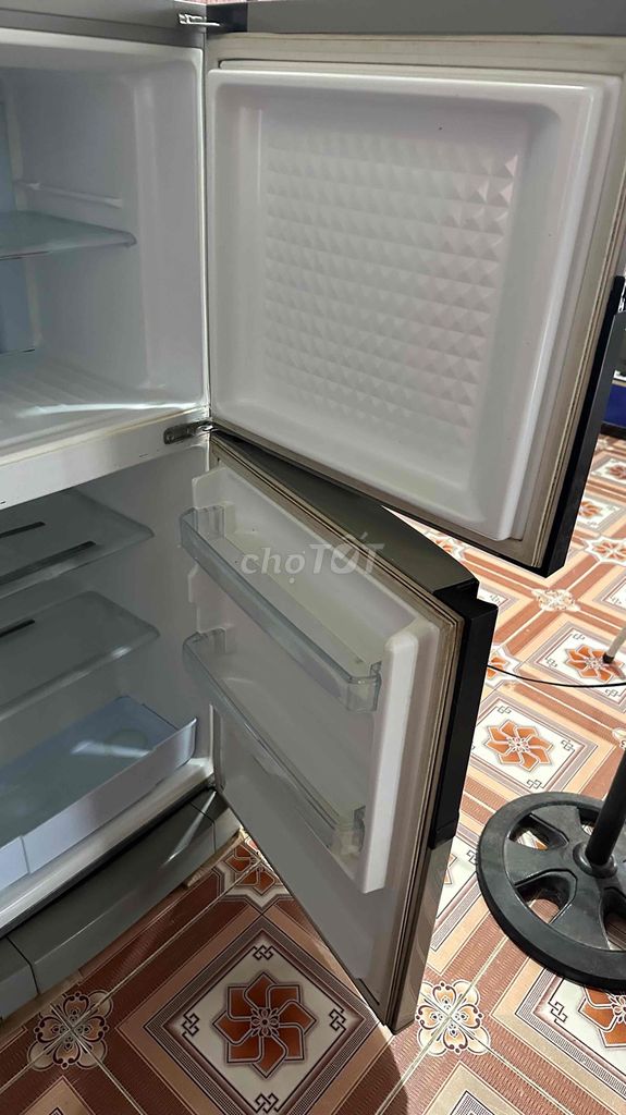 Tủ lạnh Panasonic Xám. Mua bán Tủ lạnh tại Thành Phố Bắc Kạn Bắc Kạn được đăng bởi Dieu Ha hình 1