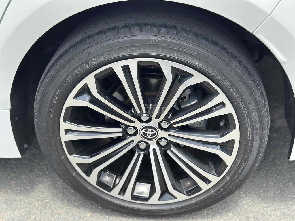 Toyota Corolla Altis 2022 1.8 V - 15000 km. Mua bán Ô tô tại Quận 12 Tp Hồ Chí Minh được đăng bởi F2Auto hình 11