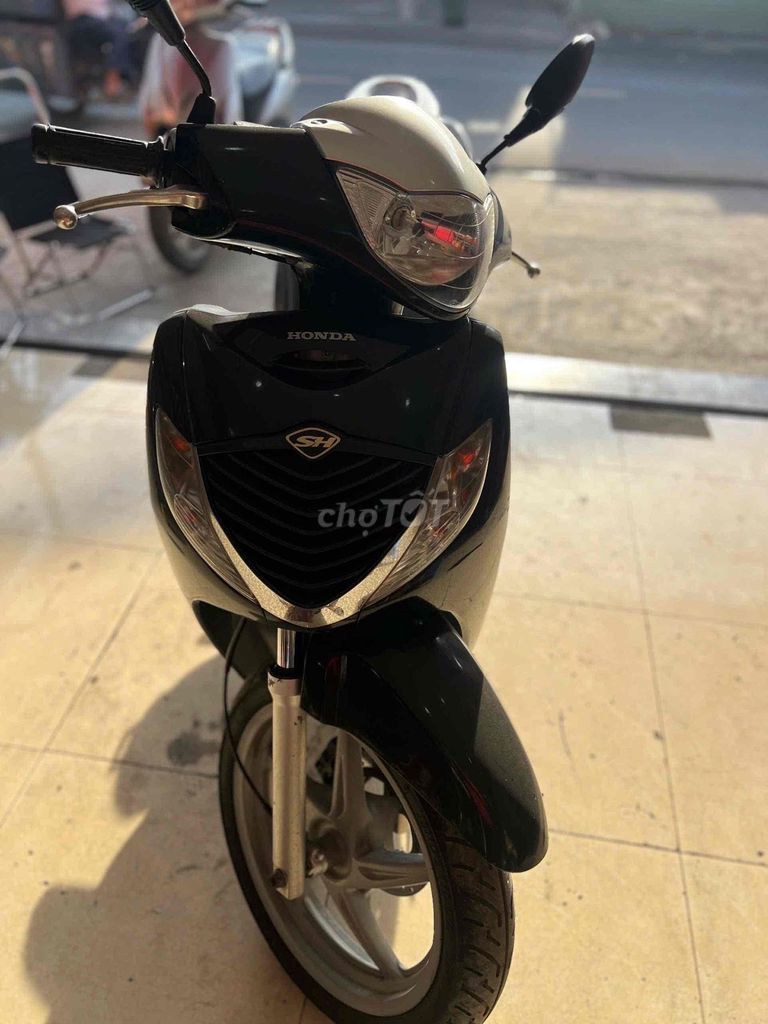 Bán xe tay ga như hình. Mua bán Xe máy tại Huyện Bình Chánh Tp Hồ Chí Minh được đăng bởi nguen phuc hình 5