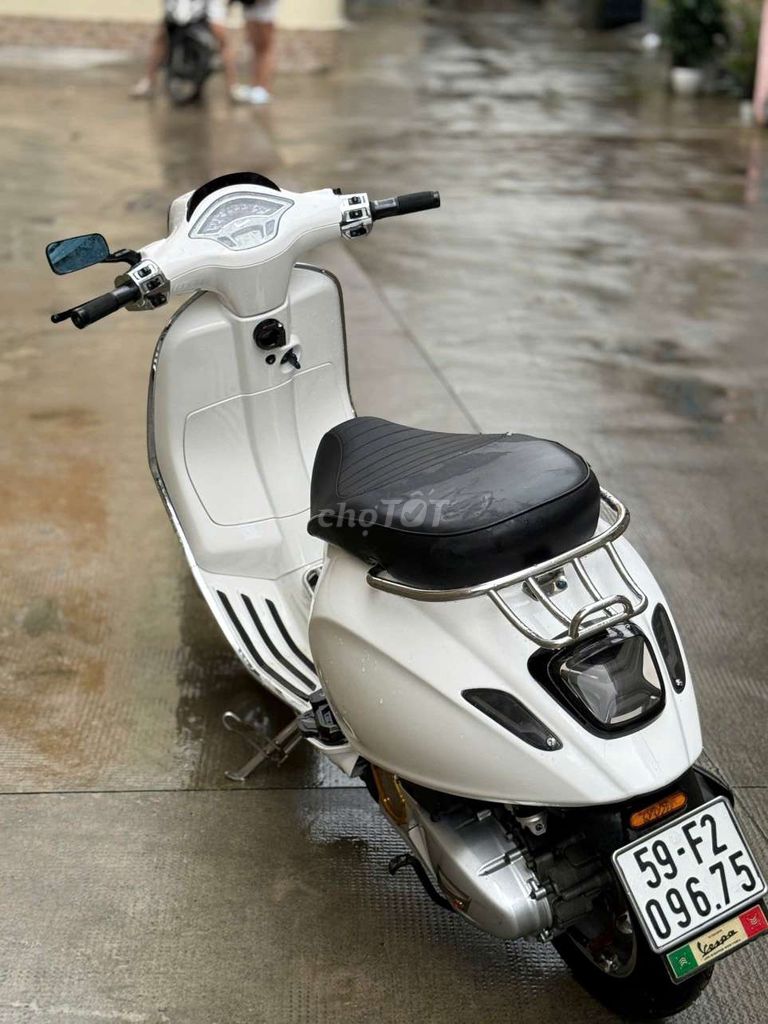 Piaggio Vespa Sprint 2018 Trắng 10000 km. Mua bán Xe máy tại Quận Bình Thạnh Tp Hồ Chí Minh được đăng bởi nguyen hien hình 1