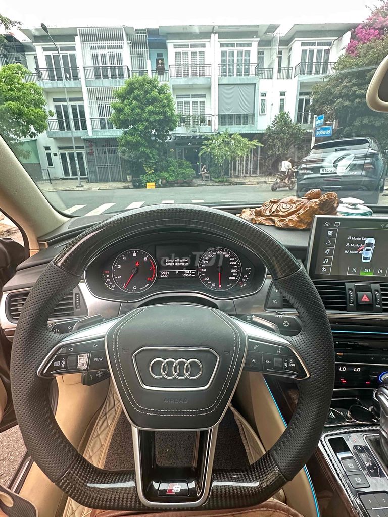 Audi A6 model 2015 chính chủ đứng tên cavet. Mua bán Ô tô tại Quận 3 Tp Hồ Chí Minh được đăng bởi Gia Bảo hình 8