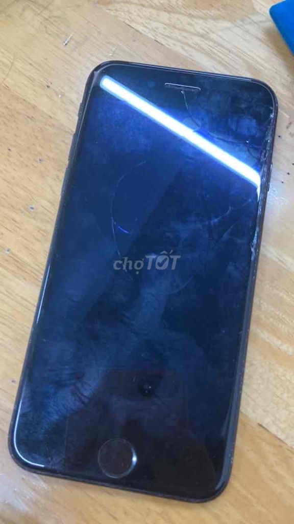 Apple iPhone 7 Đen hỏng màn hình. Mua bán Điện thoại tại Thành phố Biên Hòa Đồng Nai được đăng bởi Hieu Hoang hình 1