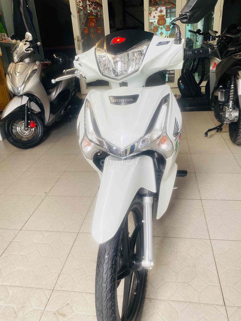 Honda Future Led 2022 Белый 13000 км