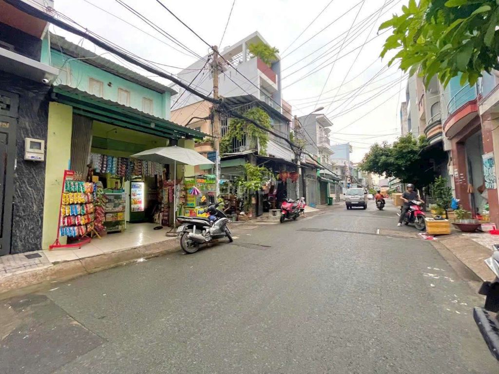 Cho thuê nhà đg.lạc long quân.p8.tân bình.