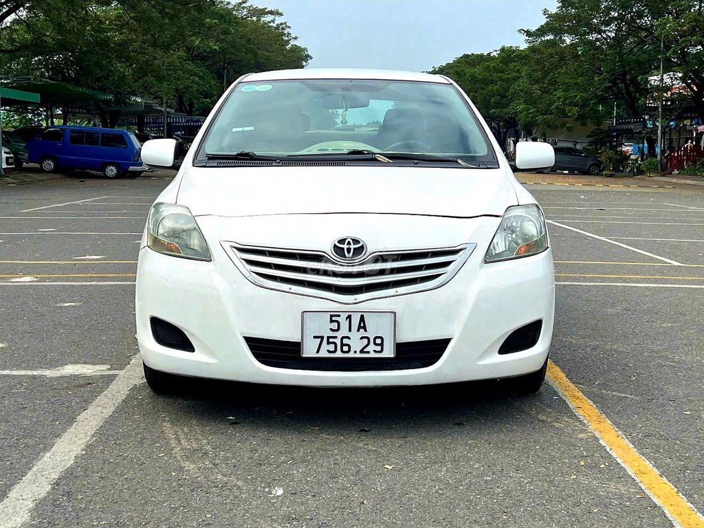 Toyota Vios 2014 Limo - Màu trắng đẹp