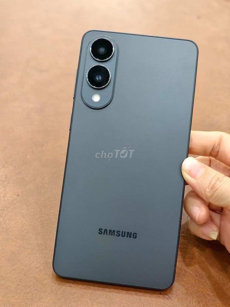 Samsung Galaxy S25 Edge 256gb bản Hàn 98%. Mua bán Điện thoại tại Quận Đống Đa Hà Nội được đăng bởi Hn Store hình 1