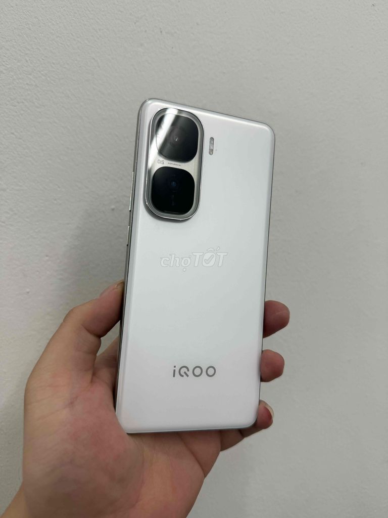 mình dư mây IQOO Neo 10. Mua bán Điện thoại tại Quận 10 Tp Hồ Chí Minh được đăng bởi Đ hình 1