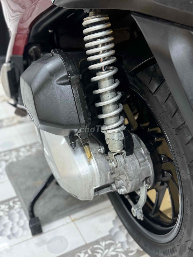 Honda SH Mode 2023 Đỏ đô. Mua bán Xe máy tại Quận Sơn Trà Đà Nẵng được đăng bởi Minh Dũng bán trả góp 136 vân đồn  hình 5