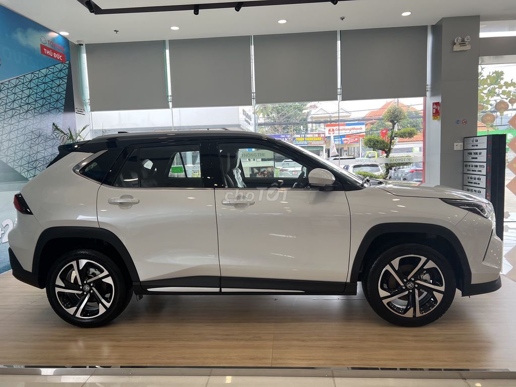 Yaris Cros | Tặng phí trước bạ | Bảo hiểm. Mua bán Ô tô tại Thành phố Thủ Đức Tp Hồ Chí Minh được đăng bởi Hiếu Trả Góp Xe hình 4