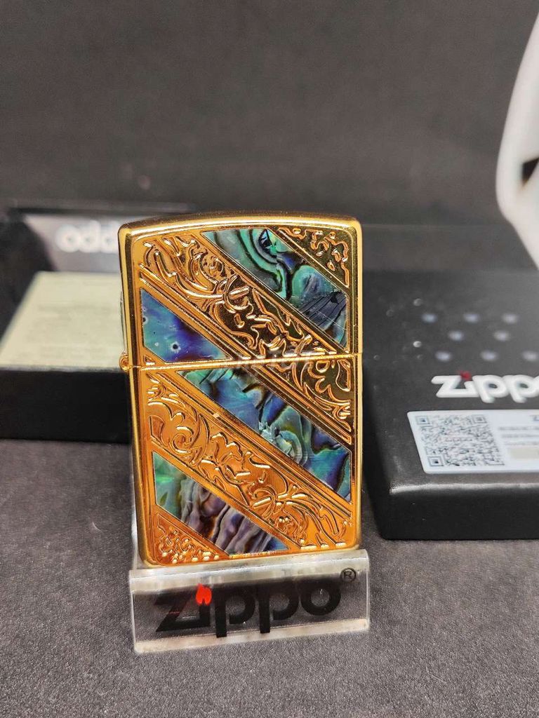 Zippo 2018 new full box