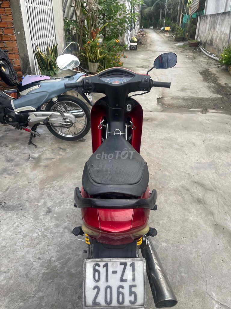 Honda Wave TQ màu Đỏ máy êm bình đè bánh mân. Mua bán Xe máy tại Quận Cái Răng Cần Thơ được đăng bởi Cầm Đồ Minh Tấn hình 4