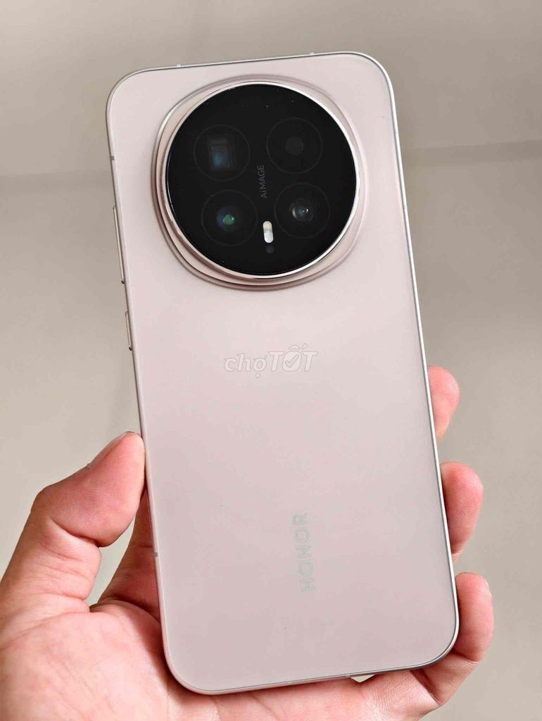Honor Magic 8 (12-256). Mua bán Điện thoại tại Thành phố Thuận An Bình Dương được đăng bởi Nguyễn Mạnh Hoàn hình 1