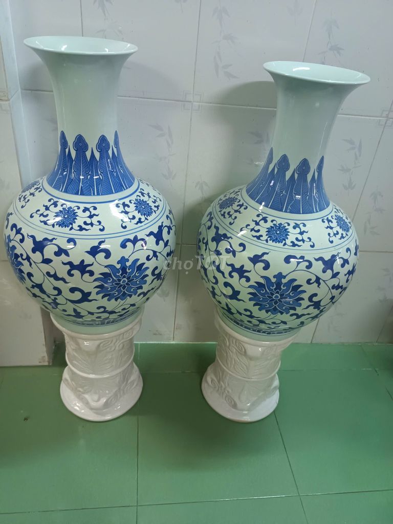 Lục bình Gốm sứ men lam 60cm Hoa văn cổ điển. Mua bán Đồ sưu tầm, đồ cổ tại Thành phố Phan Thiết Bình Thuận được đăng bởi Duy Linh hình 1