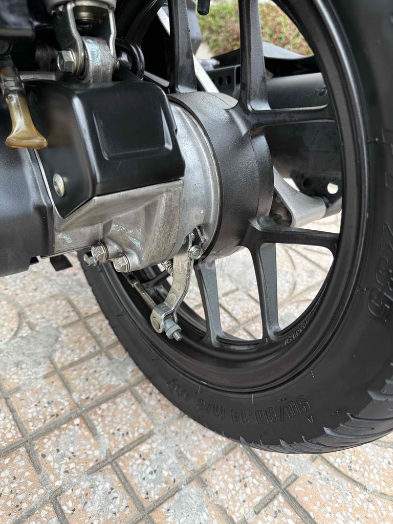 Honda Vario 150 2016 Vàng cát 16384 km. Mua bán Xe máy tại Quận Ô Môn Cần Thơ được đăng bởi Trần Tùng hình 17