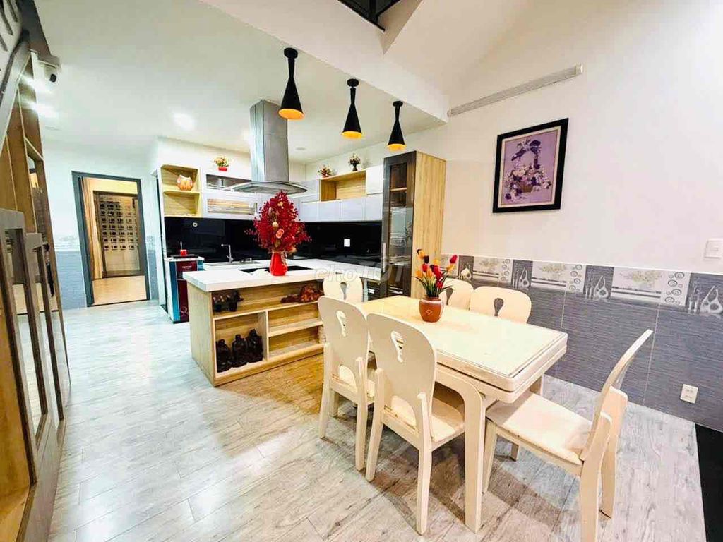 New modern 2-storey house near Hòa Xuân bridge — photo 6