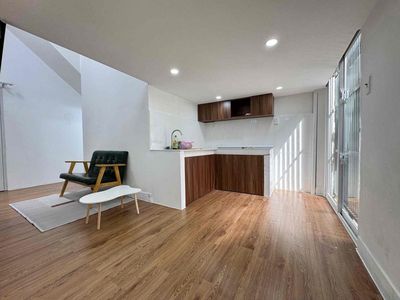 Rent · 1 bd · 45 м² · Quận 10, ул. Đường Hồ Bá Kiện