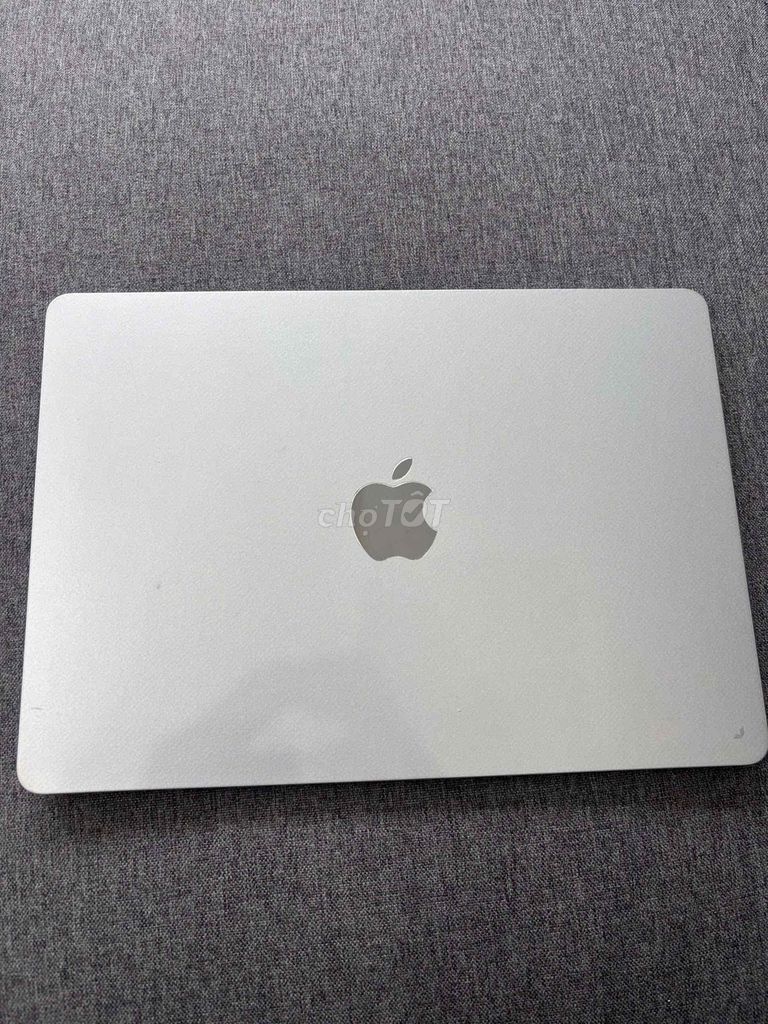 Macbook Air M4 16/512GB 10GPU Sạc vài lần Bh dài. Mua bán Laptop tại Quận Ninh Kiều Cần Thơ được đăng bởi Quý Mobile Cần thơ hình 1