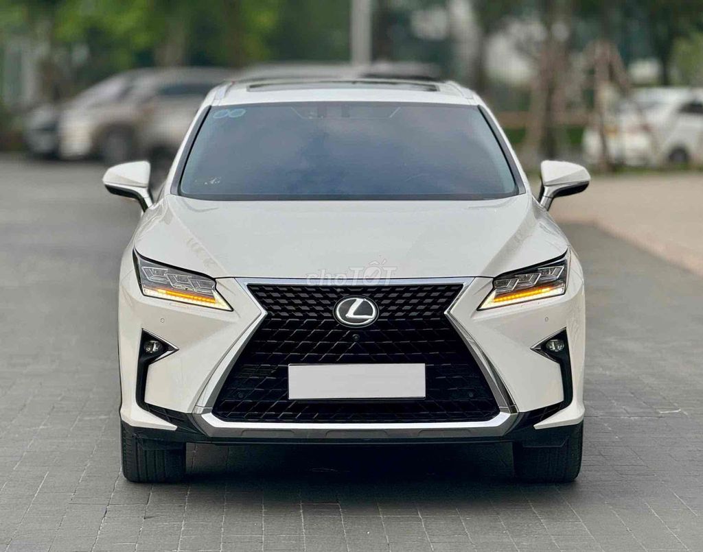 Lexus RX350 2018 Trắng 75.000 km. Mua bán Ô tô tại Quận Long Biên Hà Nội được đăng bởi Trang Gala hình 1