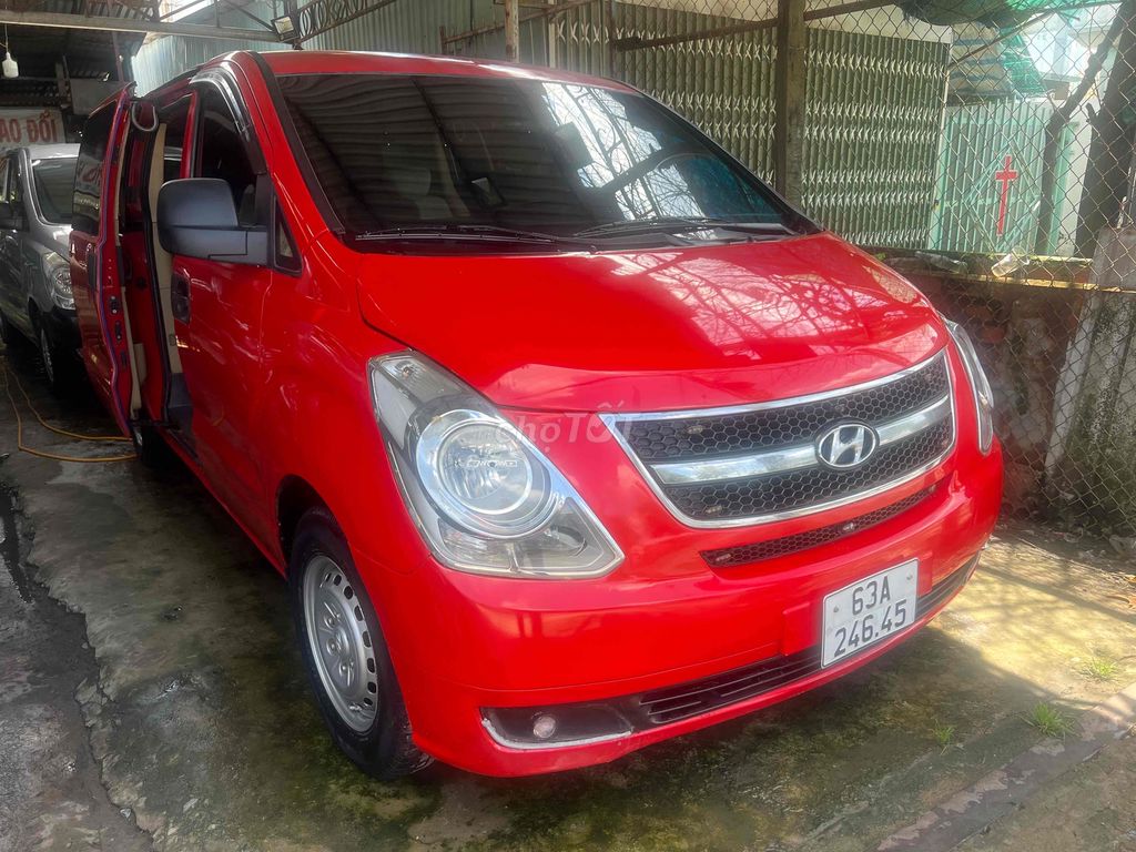 Hyundai Grand Starex 2008 - 400000 km