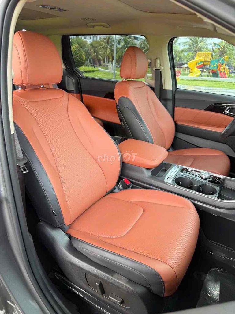 Kia Carnival 2025 Signature 2.2D - 8000 km. Mua bán Ô tô tại Quận 12 Tp Hồ Chí Minh được đăng bởi Văn Bình hình 9