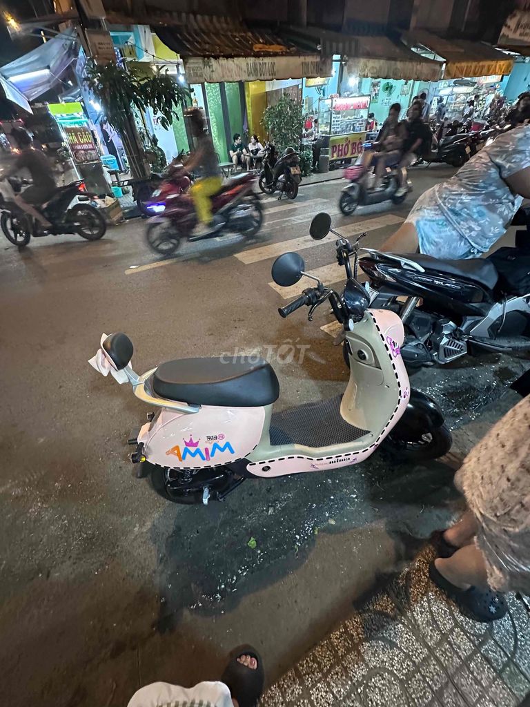 Xe máy điện màu Hồng Mới. Mua bán Xe điện tại Quận 10 Tp Hồ Chí Minh được đăng bởi Như Ý hình 2