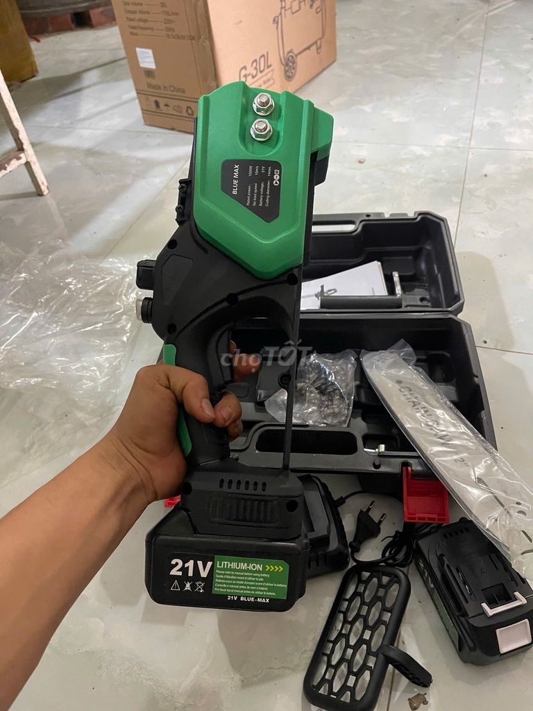 Máy cưa xích BLUE MAX 21V. Mua bán Đồ chuyên dụng, Giống nuôi trồng tại Huyện Vĩnh Tường Vĩnh Phúc được đăng bởi Lê Quang Đại hình 1