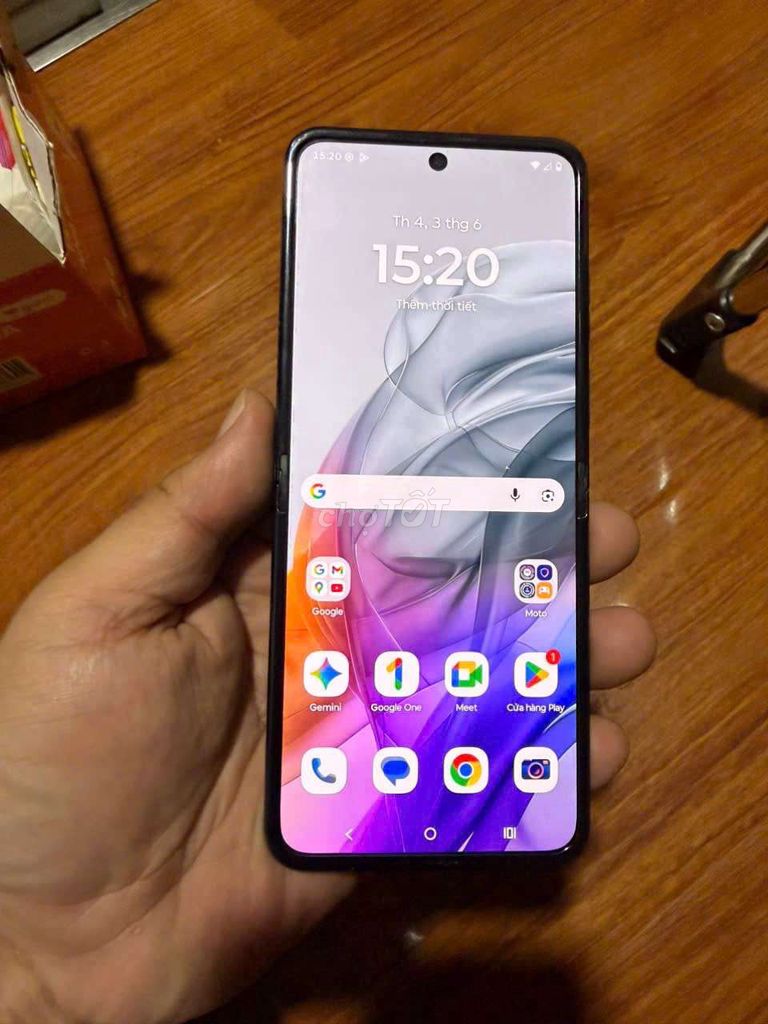 Motorola Razr 2024 256GB Xám. Mua bán Điện thoại tại Quận 5 Tp Hồ Chí Minh được đăng bởi ngocgiau hình 1