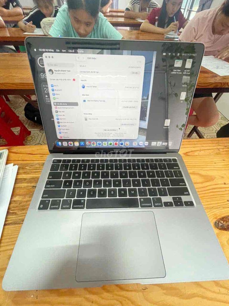 Apple Macbook Air M1 13.3 inch 8GB/256GB. Mua bán Laptop tại Thành phố Nha Trang Khánh Hòa được đăng bởi Vinh Tạ hình 1