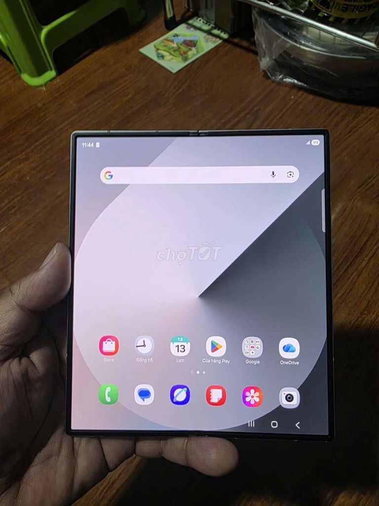 Samsung Galaxy Z Fold6 Bạc Đã sử dụng. Mua bán Điện thoại tại Quận 3 Tp Hồ Chí Minh được đăng bởi luuxuan7979 hình 1