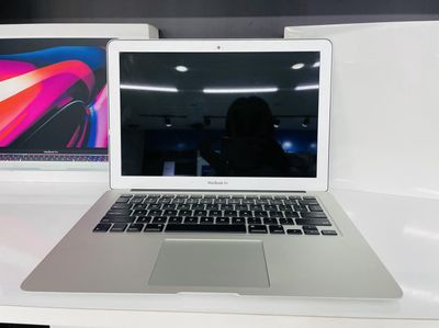 MacBook Air 2017 13 inch  /MÁY ĐẸP PIN CAO/ĐẸP 99/